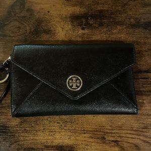 Black Tory Burch wallet